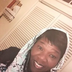 Meet your Posher, Annette